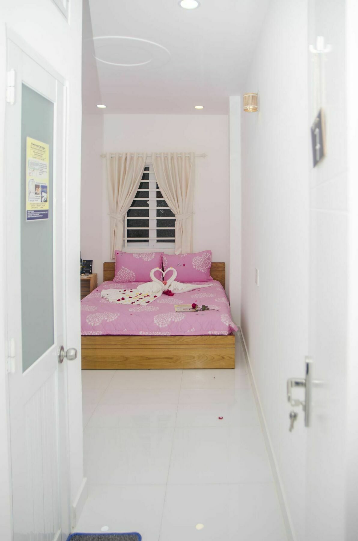 הו צ'י מין סיטי H Best Hostel Cafe Saigon מראה חיצוני תמונה