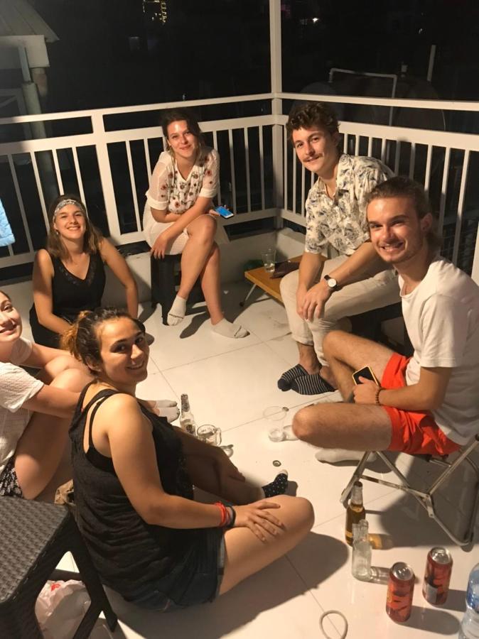 הו צ'י מין סיטי H Best Hostel Cafe Saigon מראה חיצוני תמונה